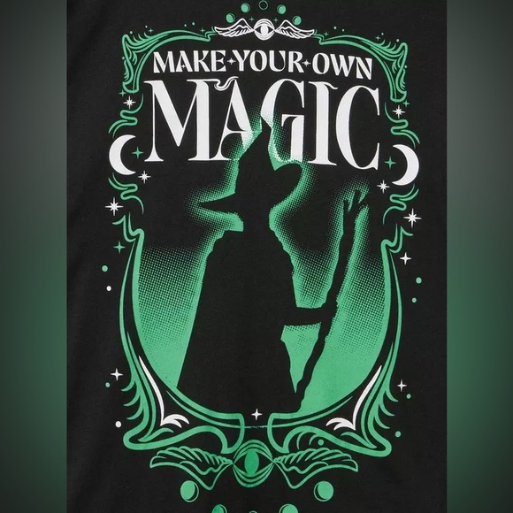 Wicked/Torrid Make Your Own Magic Graphic T-Shirt - Picture 2 of 3